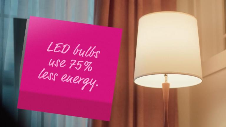 post-it note "LED bulbs use 75% less energy"