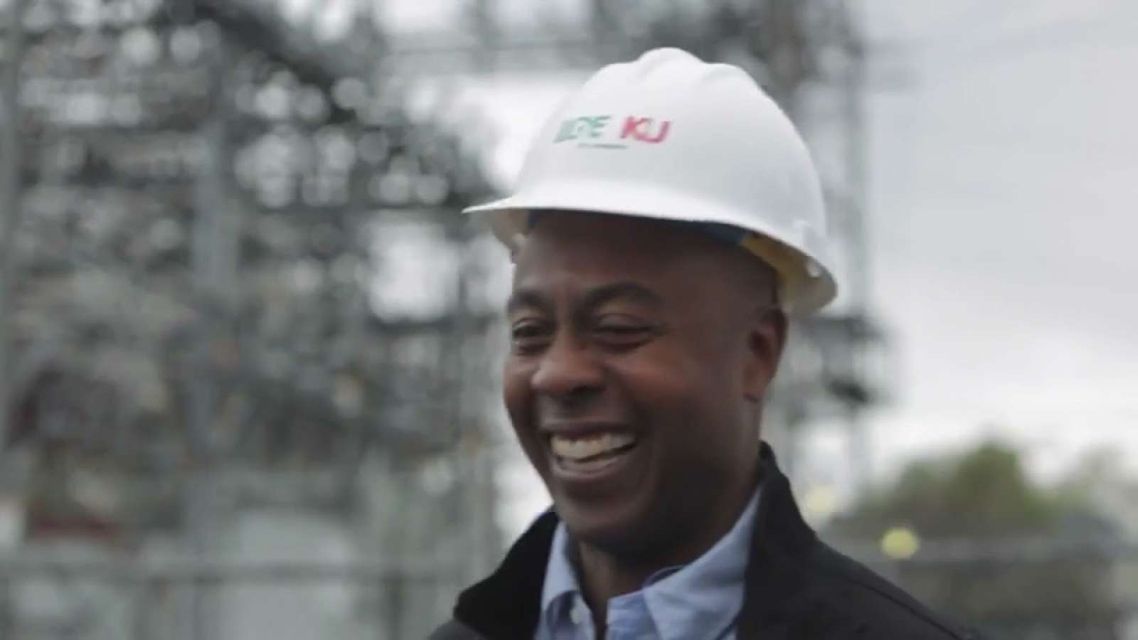 Employee with hardhat.
