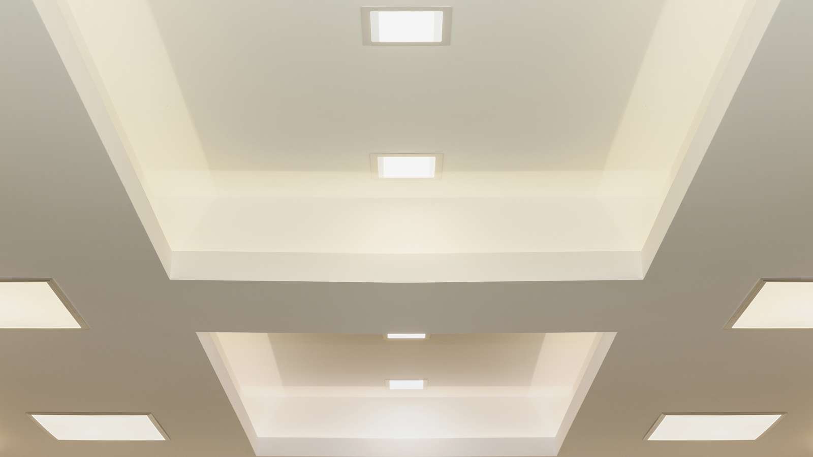 lighting fixtures in a ceiling