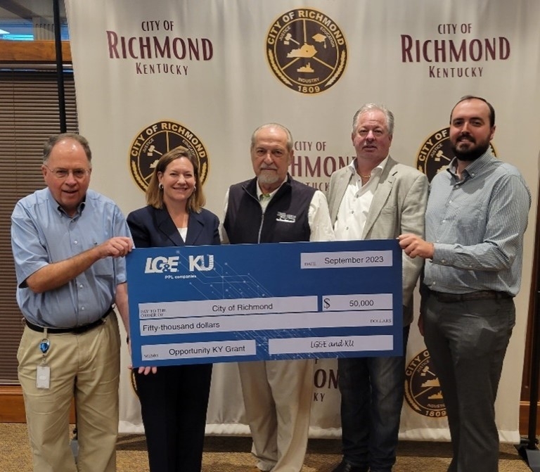Opportunity Kentucky grant check presentation in Richmond