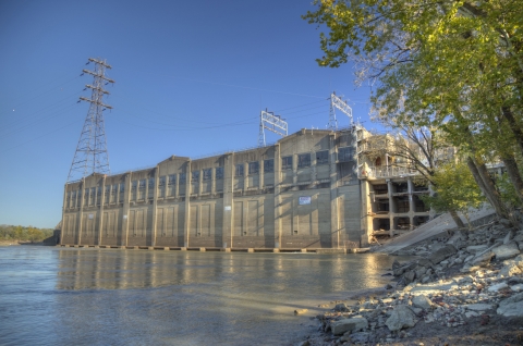 Exterior photo near the Ohio River of the Ohio Falls Hydroelectric Station
